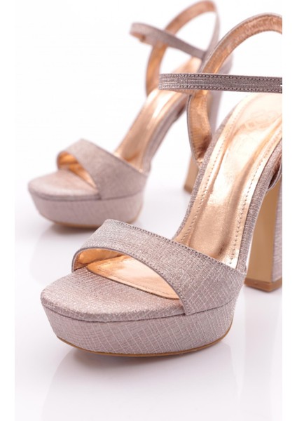 2011 Kadin Tek Şeritli Topuklu Abiye Ayakkabi fırsatları
