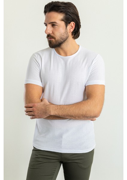Desenli Ekru Rengi Slim Fit Bisiklet Yaka Erkek T-Shirt