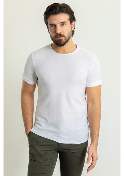 Desenli Ekru Rengi Slim Fit Bisiklet Yaka Erkek T-Shirt modelleri