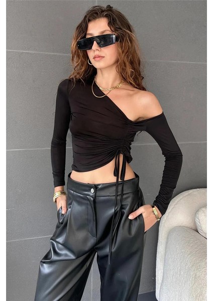 Kadın Tek Omuz Açık Büzgü Detaylı Uzun kol Crop bluz