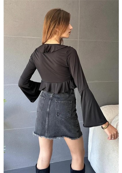 Kadın Ispanyol Uzun Kol Bağlamalı Fırfır Detaylı V Yaka Crop Bluz