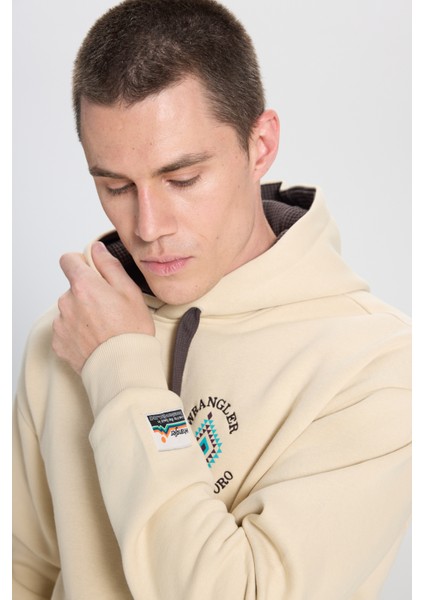 Wrangler Relaxed Fit Geniş Kesim Kapüşonlu İçi Polarlı Haki Sweatshirt fırsatları