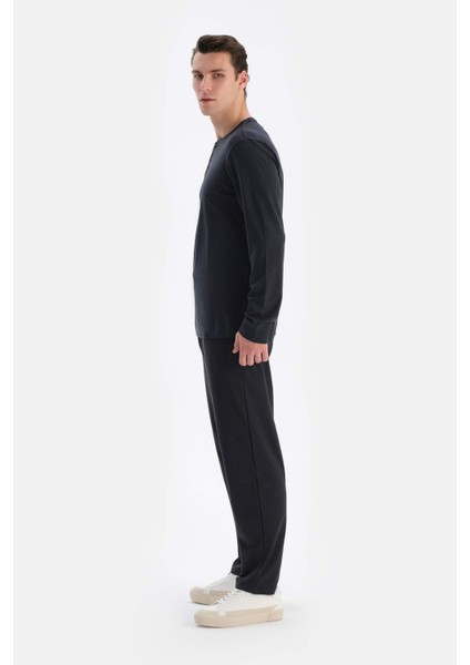 Lacivert Yarım Patlı Regular Fit Everfresh Tişört modelleri
