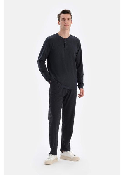 Lacivert Yarım Patlı Regular Fit Everfresh Tişört indirimleri