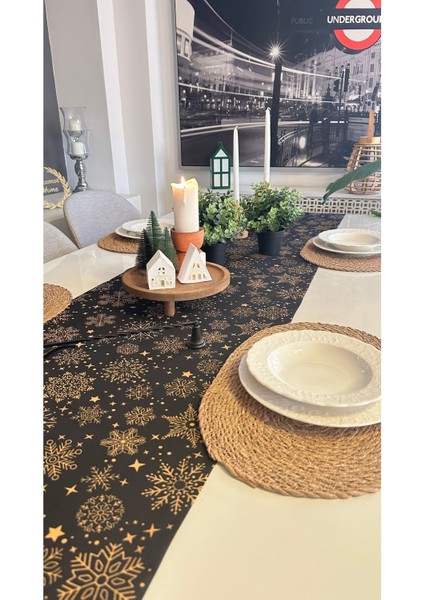 Yeni Yıl Temalı Siyah Runner fırsatları