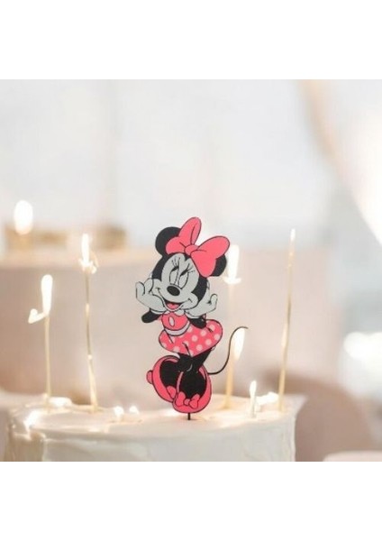 Minnie Mouse Temalı Pasta Süsü – Eğlenceli Doğum Günü Dekoru