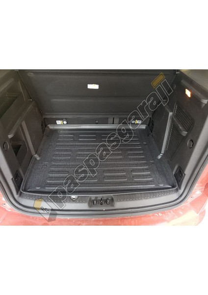Ford Courier Koltuklu Van Bagaj Havuzu 2014-2023 Arası modelleri