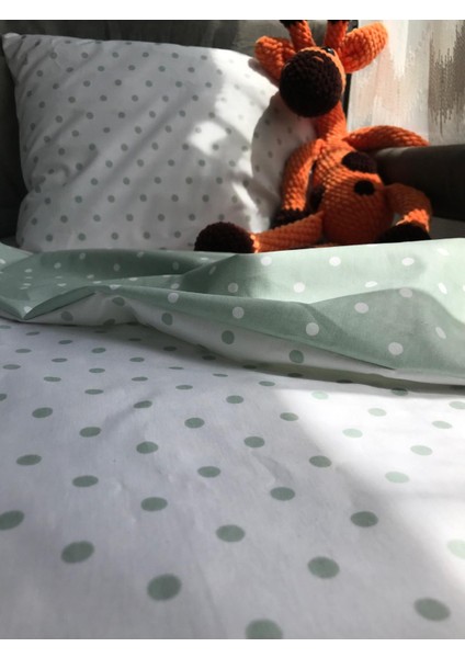 %100 Pamuk Çarşaflı Beşik Nevresim Takımı Puantiyeli Yeşil