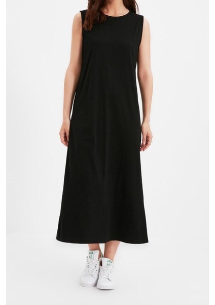 Yeni Regular Casual Günlük Süprem Örme Bisiklet Yaka Kolsuz Kol Basic Maxi Boy Tesettür Elbise