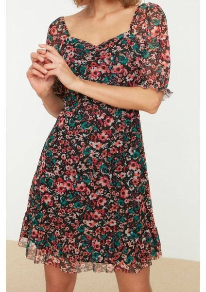 Yeni Regular Casual Günlük Tül Örme Kalp Yaka Kısa Kol Eteği Fırfırlı Mini Boy Elbise