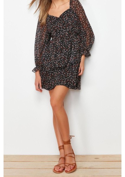 Yeni Regular Gündüz Gece Şifon Dokuma Kalp Yaka Uzun Kol Skater Mini Boy Elbise fiyatları