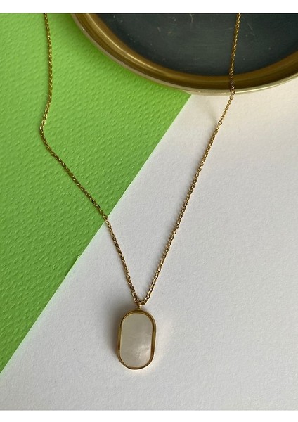 Sedefli Oval Kararmaz Çelik Kadın Gold Kolye