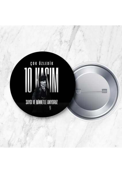 Çok Özledik Detaylı 10 Kasım Atatürk'ü Anma Iğneli Yaka Rozeti 58 mm