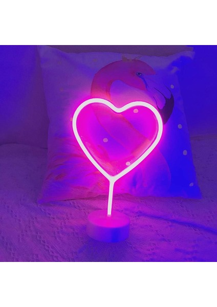 Kalp Tasarımlı Işıklı Neon LED Lamba fırsatları