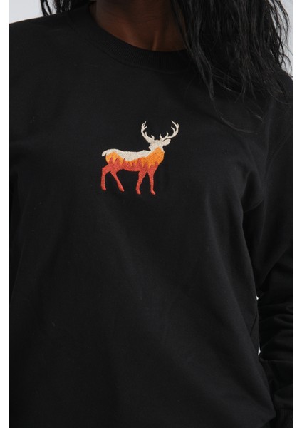 Deer Kadın Yuvarlak Yakalı Nakışlı Siyah Sweatshirt fiyatları