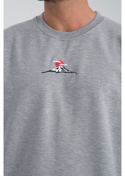 Mount Fuji Erkek Yuvarlak Yakalı Nakışlı Gri Sweatshirt