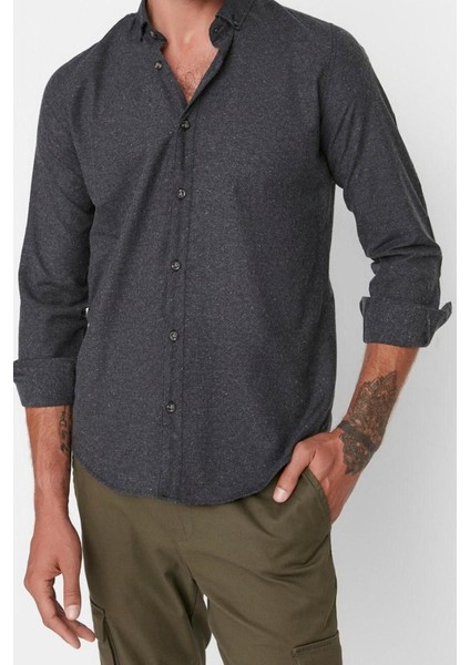 Erkek Moda Uzun Kol Dokuma Siyah Slim Fit Düğmeli Yaka Kışlık Gömlek