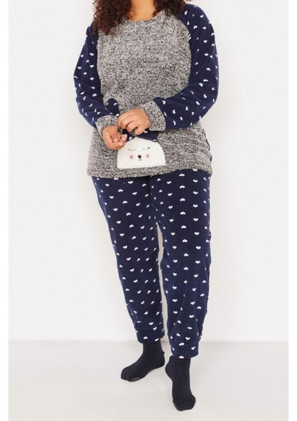 Büyük Beden Kadın Polyester Bisiklet Yaka Uzun Kol Wellsoft Pijama Takımı fırsatları