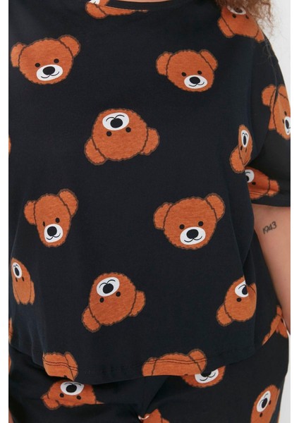 Büyük Beden Kadın Pamuklu Bisiklet Yaka Kısa Kol Ayıcık Desenli Örme Pijama Takımı modelleri