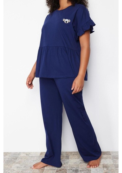 Büyük Beden Kadın Polyester Karışımlı Bisiklet Yaka Kısa Kol Örme Nakışlı Volanlı Pijama Takımı modelleri