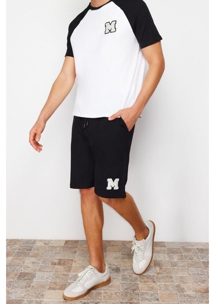 Erkek Pamuk Bisiklet Yaka Kısa Kol Beyaz Nakışlı Reglan Kol Örme Şortlu Pijama Takımı