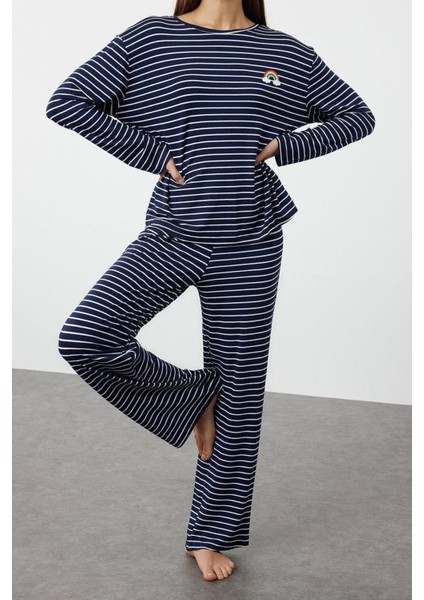 Kadın Viskon Bisiklet Yaka Uzun Kol Çizgili Gökkuşağı Baskılı Viskon Örme Pijama Takımı