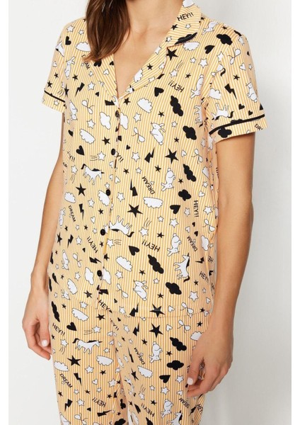 Kadın Pamuk Gömlek Yaka Kısa Kol Biyeli Grafik Desenli Gömlek-Pantolon Örme Pijama Takımı