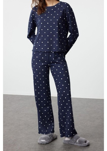 Kadın Pamuklu Bisiklet Yaka Uzun Kol Pamuk Puantiye ve Kalp Desenli Örme Pijama Takımı