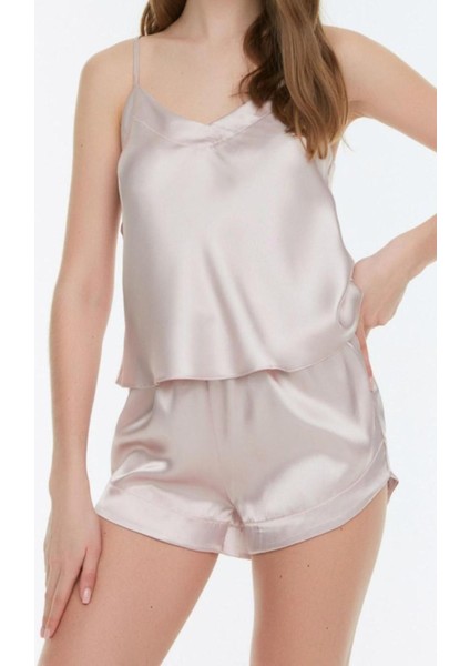 Kadın Polyester V Yaka Askılı Kol Sırt Detaylı Ip Askılı Saten Dokuma Pijama Takımı fırsatları