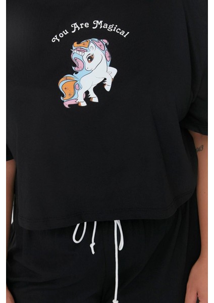 Büyük Beden Kadın Pamuklu Bisiklet Yaka Kısa Kol Baskılı Wide Leg Crop Boy Örme Pijama Takımı fiyatları