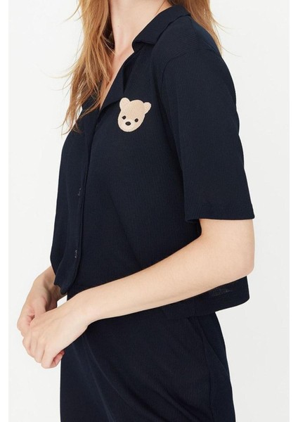 Kadın Polyester Gömlek Yaka Kısa Kol Ayıcık Nakışlı Fitilli Gömlek-Pantolon Örme Pijama Takımı