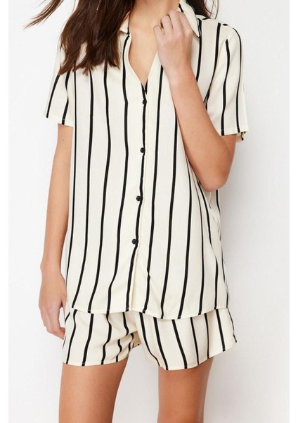 Kadın Viskon Gömlek Yaka Kısa Kol Çizgili Yaka Detaylı Viskon Dokuma Pijama Takımı modelleri