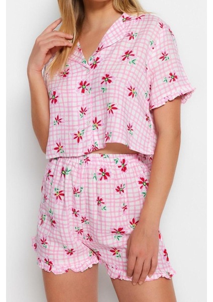 Kadın Viskon Gömlek Yaka Kısa Kol Pembe Çiçek Desenli Viskon Gömlek-Şort Dokuma Pijama Takımı fırsatları