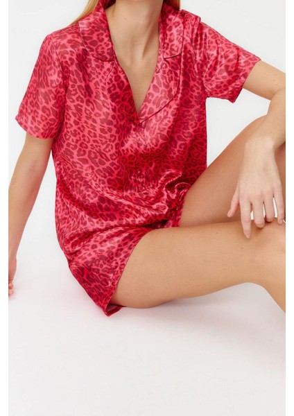 Kadın Polyester Gömlek Yaka Kısa Kol Leopar Desenli Saten Gömlek-Şort Dokuma Pijama Takımı
