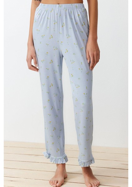 Kadın Viskon V Yaka Kısa Kol Çiçekli Fırfır Detaylı Örme Pijama Takımı indirimleri