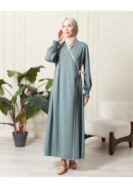 Kadın Kol Detaylı Kruvaze Yaka Biyeli Yandan Bağlamalı Namaz Elbisesi fırsatları