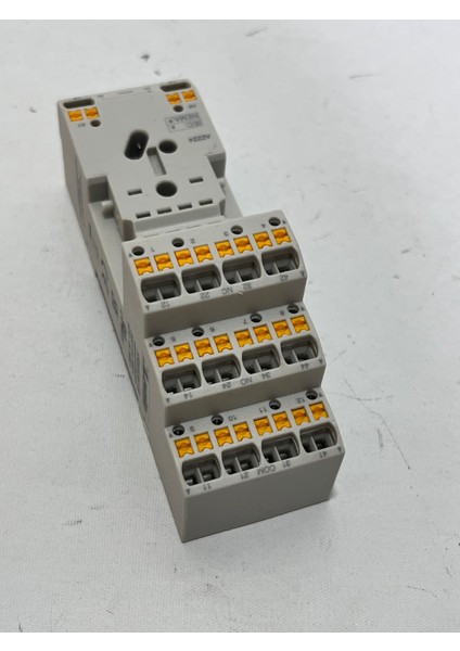 HR6XS41S Role Soketi