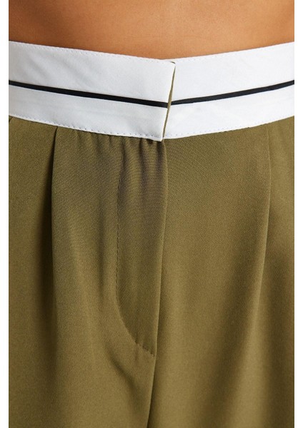 Kadın Yeni Moda Boru Paça Regular Boy Dokuma Wide Leg Geniş Paça Yüksek Bel Kemer Detaylı Pantolon
