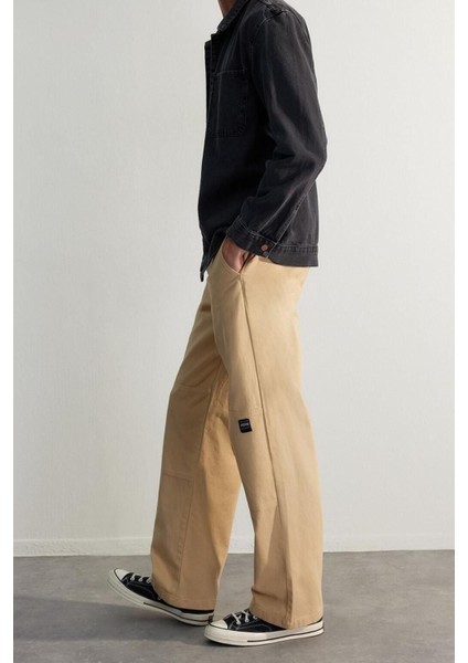 Erkek Moda Geniş Paça Regular Boy Dokuma Limited Edition Premium Loose Fit Etiket Detaylı Pantolon fiyatları