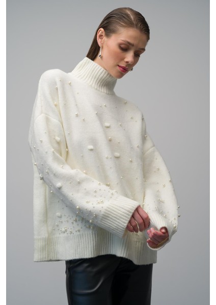 Balıkçı Yaka Inci Detaylı Oversize Triko Kazak Ekru 8240 modelleri