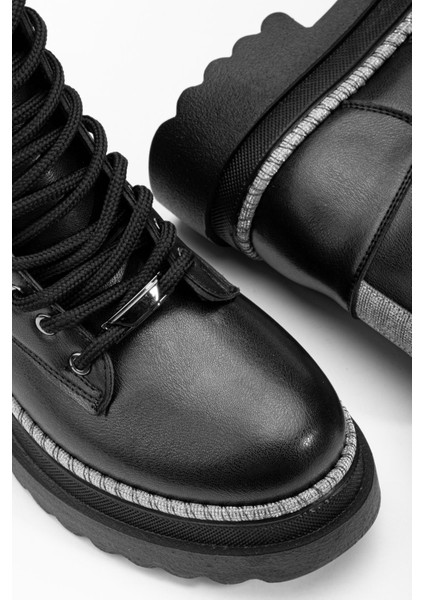 35 Kadın Simli Sargılı Kısa Postal Bot Siyah fırsatları