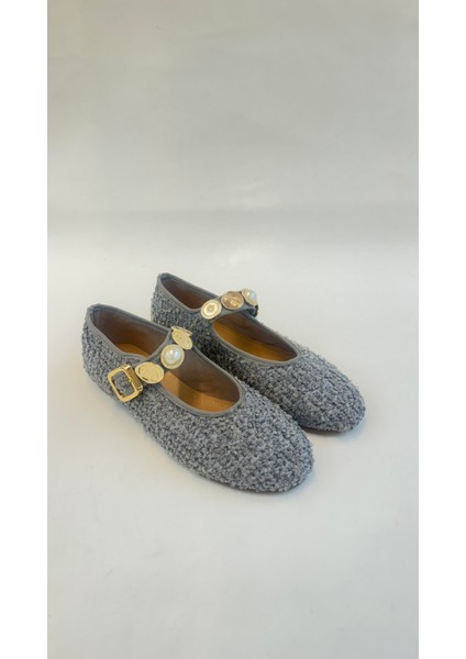 Gri Tüvit Kumaş Gold Tokalı Kadın Babet