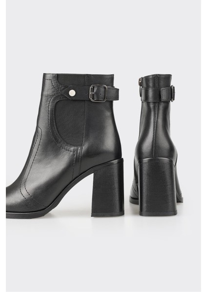 Siyah Deri Kadın Klasik Bot fırsatları