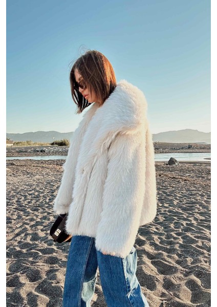 Bej Suni Kürk Kaban modelleri