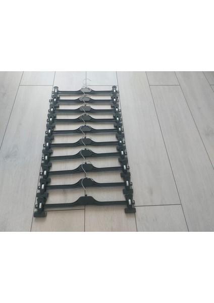 ŞENPA PLASTİK SİYAH ETEK PANTOLON ASKISI 10 ADET EM38 modelleri