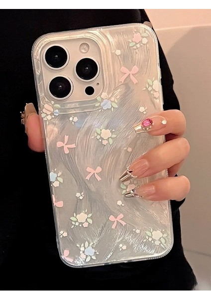 iPhone 15 Pro Max Uyumlu Kurdeleli Çiçekli Desenli Boncuklu Bilek Askılı Charmlı Kılıf