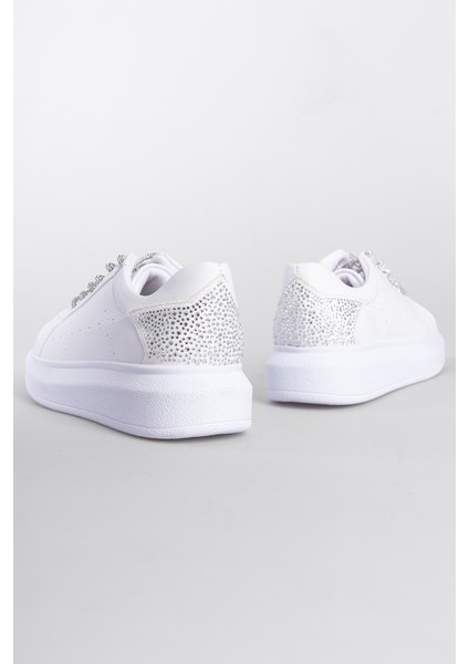 Bağcığı ve Arka Parça Taş Detaylı Kadın Sneaker