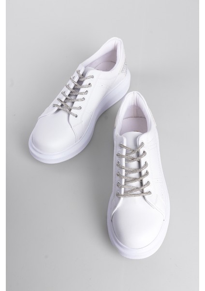 Bağcığı ve Arka Parça Taş Detaylı Kadın Sneaker
