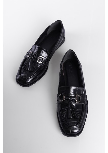 Metal Tokalı Püsküllü Kadın Loafer Ayakkabı modelleri