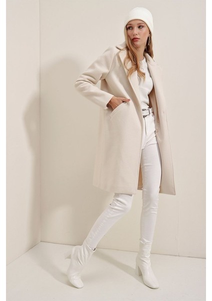 9085 Kaşe Kaban - Ekru modelleri